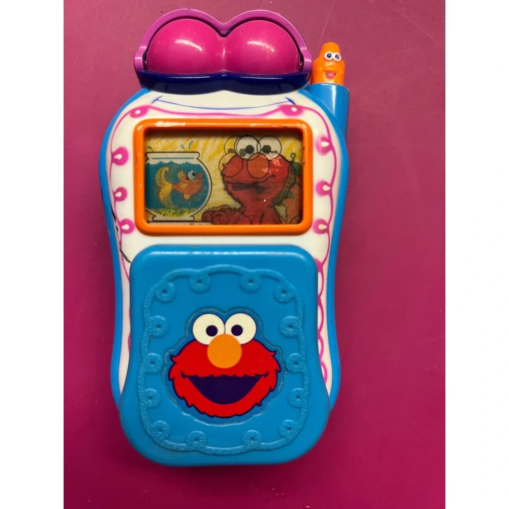 Fisher Price Sesame Street Elmos World Cell Phone Toy Blue Flip Phone 2002
